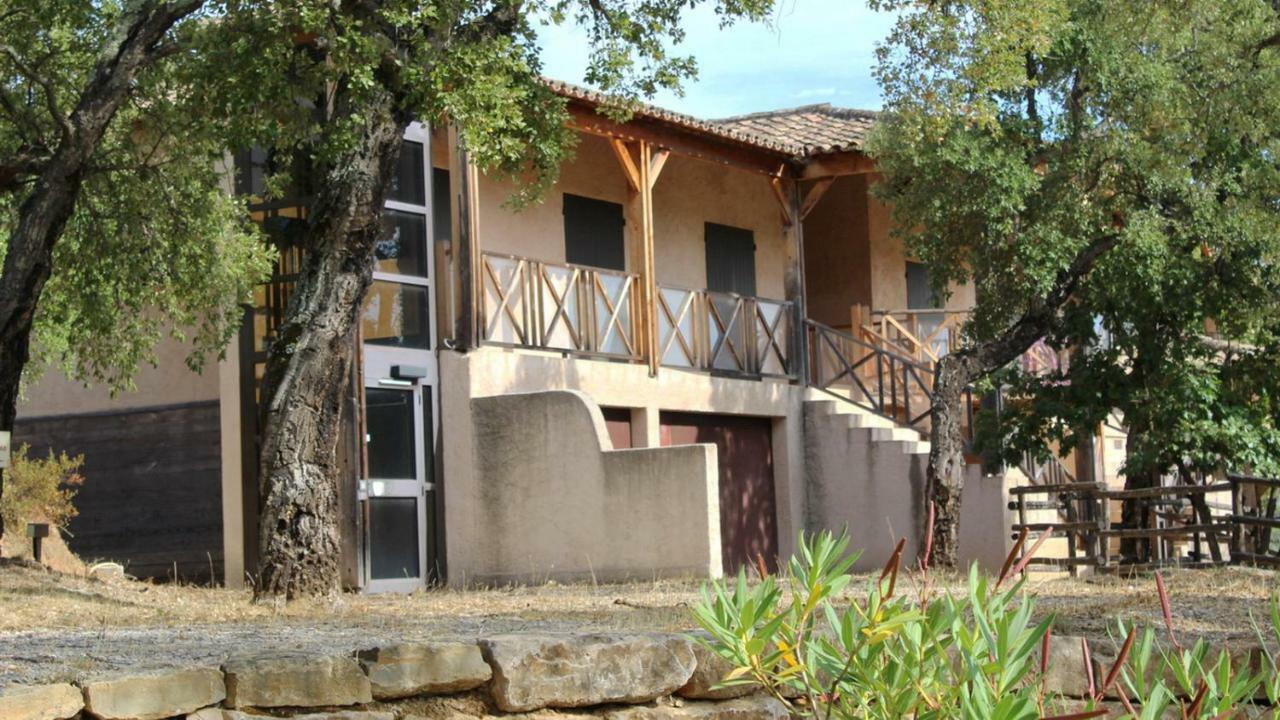 Happy Trimurti Hotel Cogolin Exterior photo